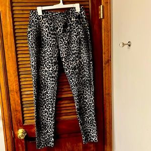 Animal print jeggings